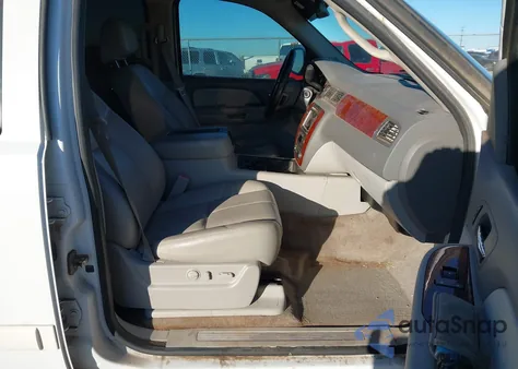 2009 Chevrolet Avalanche 1500 Lt2 from USA, damaged, VIN 3GNEC22019G205073